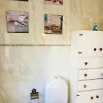 Excellent In Apartment Lisbon