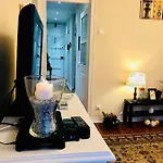 Excellent In Apartment Lisbon
